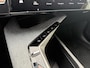 Peugeot 3008 1.2 Hybrid 145 Allure | Tot 8 jaar Garantie | 21" Panorama Navigatie Scherm | AGR Stoel met Stoelverwarming | LED Verlichting | Cruise Control | Camera | Parkeersensoren | Hoge Zitpositie | Keyless Entry | 19" Lichtmetalen Velgen |