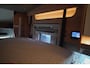 Weinsberg R 51 / 16dkm NAP / Hefbed / NW. Prijs € 107.000,- / Lengtebedden / Luifel / Douche / 130PK