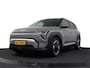 Kia EV3 Plus 81.4 kWh - Stoel/stuurwiel verwarming - Adaptieve Cruisecontrole - LED lampen - V2L - Fabrieksgarantie tot en met 03-2032