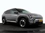 Kia EV3 Plus 81.4 kWh - SOH 98,8% - Stoel/stuurwiel verwarming - Adaptieve Cruisecontrole - LED lampen - V2L - Fabrieksgarantie tot en met 03-2032