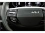 Kia EV3 Plus 81.4 kWh - SOH 98,8% - Stoel/stuurwiel verwarming - Adaptieve Cruisecontrole - LED lampen - V2L - Fabrieksgarantie tot en met 03-2032