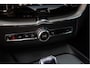 Volvo XC60 2.0 T8 Plug-in hybrid AWD Plus Black Edition , Luchtvering, Panoramadak, Harman&Kardon, 360-camera, HUD