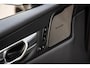 Volvo XC60 2.0 T8 Plug-in hybrid AWD Plus Black Edition , Luchtvering, Panoramadak, Harman&Kardon, 360-camera, HUD