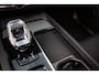 Volvo XC60 2.0 T8 Plug-in hybrid AWD Plus Black Edition , Luchtvering, Panoramadak, Harman&Kardon, 360-camera, HUD