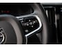 Volvo XC60 2.0 T8 Plug-in hybrid AWD Plus Black Edition , Luchtvering, Panoramadak, Harman&Kardon, 360-camera, HUD