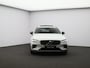 Volvo V60 2.0 T8 Plug-in hybrid AWD Plus Dark / Trekhaak / Pan. dak / Head up displ. / Privacy glass / Harman Kardon / Stoel+stuur+achterbankverwarming