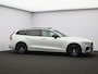 Volvo V60 2.0 T8 Plug-in hybrid AWD Plus Dark / Trekhaak / Pan. dak / Head up displ. / Privacy glass / Harman Kardon / Stoel+stuur+achterbankverwarming
