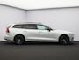 Volvo V60 2.0 T8 Plug-in hybrid AWD Plus Dark / Trekhaak / Pan. dak / Head up displ. / Privacy glass / Harman Kardon / Stoel+stuur+achterbankverwarming