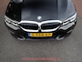 BMW 3-Serie 320D High Executive Edition / HEAD-UP / SCHUIFKANTEL-DAK / CARPLAY / CAMERA
