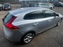 Volvo V40 2.0 T2 Momentum, Navi, afn. trekhaak enz...