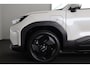 Toyota Urban Cruiser Dynamic 61 kWh *NIEUW* | Direct leverbaar! | Camera | Inruilpremie! |