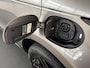 Land Rover Range Rover Evoque P300e AWD R-Dynamic S