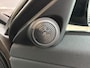 Land Rover Range Rover Evoque P300e AWD R-Dynamic S
