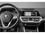 BMW 3-Serie Touring 320i High Executive Sportline Stoelverw Camera HiFi 17"