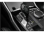 BMW 3-Serie Touring 320i High Executive Sportline Stoelverw Camera HiFi 17"
