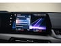 BMW iX1 xDrive30 67 kWh Executive Sport [ LED Navi HUD 360° Camera Sportstoelen Stoelverwarming ]