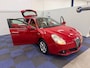 Alfa Romeo Giulietta 1.4 T Distinctive / PANORAMADAK / RIJDT SCHAKELT GOED / NAVI-MULTIEMEDIA