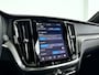 Volvo V60 T6 Plug-in hybrid AWD Plus Dark | Panoramadak | 360° camera | Harman Kardon | Head-up display | Stoel- en stuurverwarming