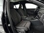 Volvo EC40 Single Motor Extended Range Plus Black Ed. 82 kWh | Panoramadak | Parkeercamera | Stoel- en stuurverwarming