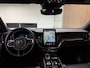 Volvo XC60 T6 AWD Recharge Ultra Black Edition | Luchtvering | Trekhaak | 360 Camera | Head-Up Display | Harman Kardon | Adaptieve Cruise Control | Stoelverwarming voor+achter | Stuurwielverwarming | Schuifdak | Full LED Meesturende koplampen | Pilot Assist | BLIS Dode Hoek Detectie | Elektrische voorstoelen geheugen | Contour stoelen met wit stiksel en bies | Zitting verlenging voorstoelen | Lederen dashboard | 21 Inch | Google Infotainment | Keyless Drive | Elektrisch bedienbare achterklep | DAB Radio | Apple Carplay/Android Auto | Draadloos telefoon opladen | Volvo On Call met mobiele App functie | Onyx Black Metallic |