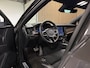 Volvo V90 T6 AWD Recharge Plus Dark Long Range | Luchtvering | 360 Camera | Harman Kardon | Adaptieve Cruise Control | Stoel en Stuurwielverwarming | 19 Inch | Full LED  Meesturende koplampen | Pilot Assist | BLIS Dode Hoek Detectie | Elektrische voorstoelen geheugen | R-Design Contourstoelen Nappa Leder Alcantara met wit stiksel en bies | Zitting verlenging voorstoelen | Lederen Dashboard | Google Infotainment | Keyless Drive | Parkeersensoren voor+achter | Privacy Glass | Elektrisch bedienbare achterklep | Geïntegreerde zongordijnen achterportieren | DAB Radio | Apple Carplay/Android Auto | Volvo On Call met mobiele App functie | Denim Blue Black Metallic |