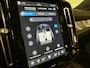 Volvo EX40 Single Motor Extended Range Ultra 82 kWh | 95% SoH | Schuifdak | 360° Camera | Harman Kardon | All Season banden | Adaptieve Cruise Control | Bestuurdersstoel elektrisch geheugen | Stoel en Stuurwielverwarming | 19 Inch | Passagiersstoel elektrisch | Microtech / alcantara bekleding met wit stiksel en bies | Zitting verlenging voorstoelen | Pilot Assist | BLIS Dode Hoek Detectie | Warmtepomp | Google Infotainment | Keyless Drive | Verlichtingspack 2 | Parkeersensoren voor+achter | Privacy Glass | Elektrisch bedienbare achterklep | Draadloos telefoon opladen | DAB Radio | Apple Carplay/Android Auto | Volvo On Call met mobiele App functie | Onyx Black metallic |