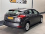 Ford Focus 1.0 Lease Edition DB riem wordt vervangen !