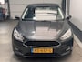 Ford Focus 1.0 Lease Edition DB riem wordt vervangen !