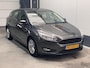Ford Focus 1.0 Lease Edition DB riem wordt vervangen !