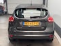 Ford Focus 1.0 Lease Edition DB riem wordt vervangen !