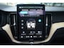 Volvo XC60 T6 350pk AWD Plus Dark [Facelift] | Premium | Trekhaak | Climate