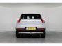 Volvo XC40 1.5 T3 Momentum Pro | Dealer Onderhouden! | Trekhaak | Clima | LED | BLIS | Comfort Zetels | Half Leder | BLIS | Lichtmetalen Velgen | Cruise Control | Navi | Keyless