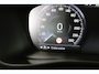 Volvo XC40 1.5 T3 Momentum Pro | Dealer Onderhouden! | Trekhaak | Clima | LED | BLIS | Comfort Zetels | Half Leder | BLIS | Lichtmetalen Velgen | Cruise Control | Navi | Keyless