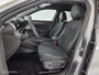 Volkswagen T-Roc 1.5 eTsi 150PK R-Line First Edition trekhaak|1/2leer|stoelverw.|nav|IQ-led|lmv18