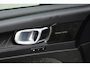 Volvo XC40 T4 211pk [Plug-in] Plus Dark | Camera | Keyless | Getint Glas