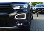 Volkswagen T-Roc 1.5 TSI Style Business. Adap Cruise, Elk Klep, Camera, Navi, 18"LMV, Full Led, Haak 1500kg