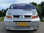 Renault Trafic 2.0-16V L2H1 Dubbel Cabine | Benzine | Marge | Leder | Airco | 5 Persoons | 16" Velgen | Trekhaak | PDC | Cruise |