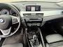 BMW X1 xDrive20i High Executive | Afn. trekhaak | Pano | LED | Leder | Sportstoelen | Apple/Android | Stoelverwarming