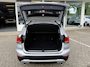BMW X1 xDrive20i High Executive | Afn. trekhaak | Pano | LED | Leder | Sportstoelen | Apple/Android | Stoelverwarming
