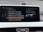 BMW X1 xDrive20i High Executive | Afn. trekhaak | Pano | LED | Leder | Sportstoelen | Apple/Android | Stoelverwarming