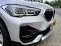 BMW X1 xDrive20i High Executive | Afn. trekhaak | Pano | LED | Leder | Sportstoelen | Apple/Android | Stoelverwarming