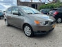 Mitsubishi Colt 1.3 Edition Two 2e Eig Dealer Onderhouden Nieuwe Staat met Winterbanden Set