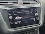 Volkswagen Tiguan 1.4 TSI eHybrid R-Line Business+ | Trekhaak | SOH 97% | Pano | Leder | Apple/Andriod | Adapt. Cruise | Keyless | Stoelen V+A verwarmd