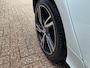 Volvo V40 1.6 T2 Momentum 120PK ''18 VELGEN / XENON / PDC