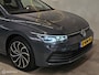 Volkswagen Golf 1.5 TSI Life Panorama/IQ Light/Carplay/Stoelverwarming