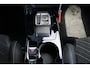 Peugeot 2008 GT | Active Safety Brake met camera en radar (automatisch noodremsysteem) met Distance Alert (waarschuwing dreigende aanrijding) | Advanced Active Safety Brake met camera en radar | Climate Control