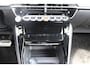 Peugeot 2008 GT | Active Safety Brake met camera en radar (automatisch noodremsysteem) met Distance Alert (waarschuwing dreigende aanrijding) | Advanced Active Safety Brake met camera en radar | Climate Control