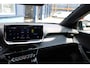 Peugeot 2008 GT | Active Safety Brake met camera en radar (automatisch noodremsysteem) met Distance Alert (waarschuwing dreigende aanrijding) | Advanced Active Safety Brake met camera en radar | Climate Control
