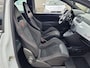 Abarth 595 1.4 T-Jet Abarth Turismo 165pk, sabelt interieur.