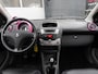 Peugeot 107 1.0-12V Black & Silver | Parkeersensoren | Airco | Zuinig! | NAP